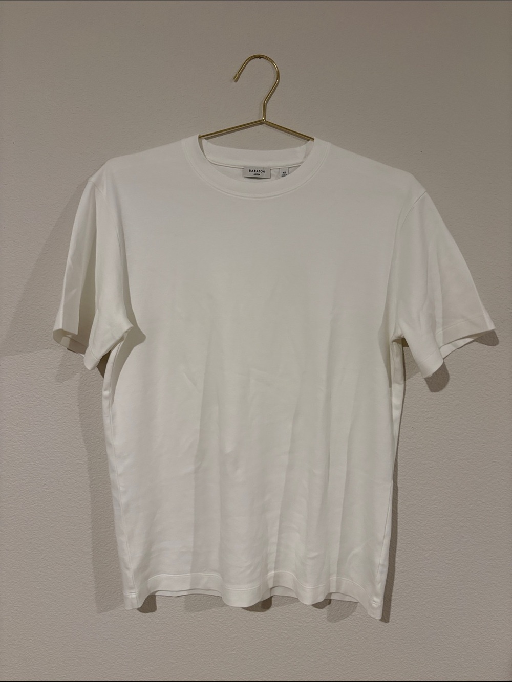 Aritzia Babaton (Never Worn) White T-Shirt